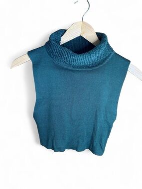 Bechamel Knit Forest Green Sleeveless Turtleneck Cropped Top Made in Korea Fall